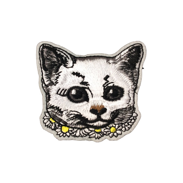 PC3636 - White Daisies Cat Head (Iron On)