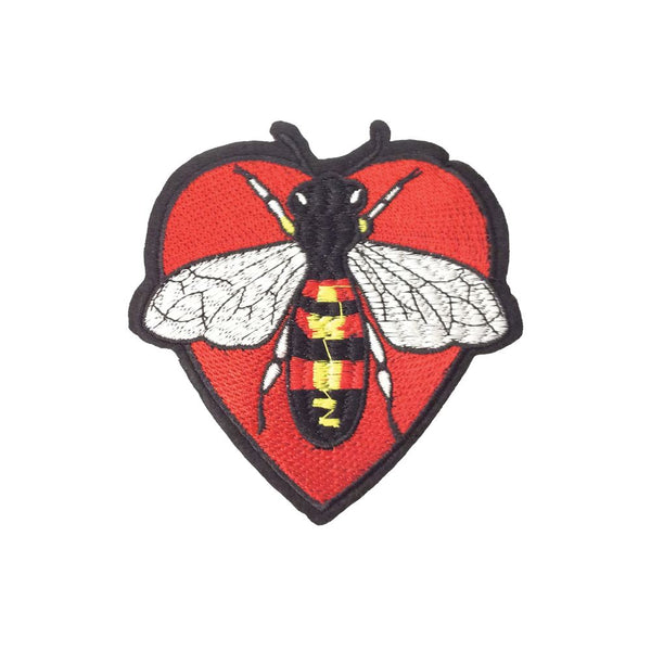 PC3465C - Bee Heart S (Iron On)