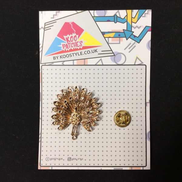 MP0115 - Gold Peacock Feathers Metal Pin Badge