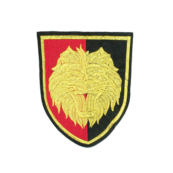PC2612 - Red Black Lion Shield Badge M (Sew On)