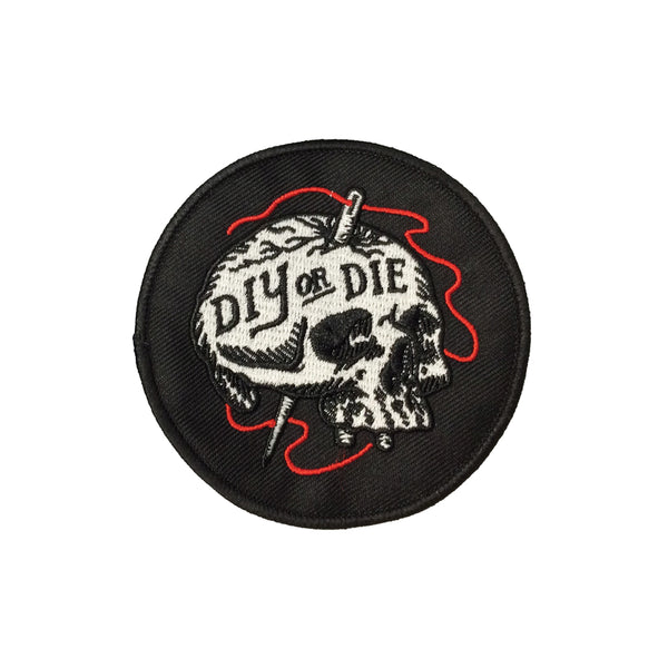 PC3995 - Diy Or Die Skull (Iron On)
