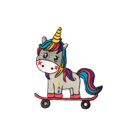 PC3997C - Toon Rainbow Unicorn Skate Boarding (Iron On)
