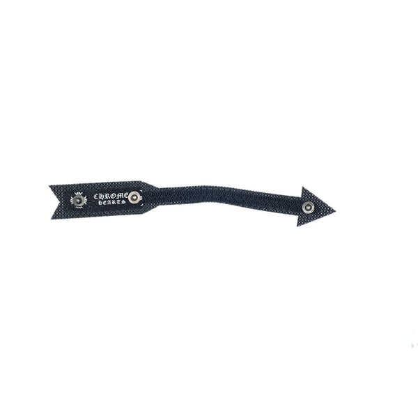 PC2906 - Black Chrome Arrow (Iron On)