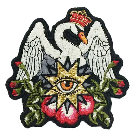 PC4148 - One Eyed Swan Crown (Sew On)