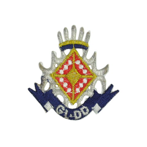 PT1343 - King Silver Badge (Iron on)