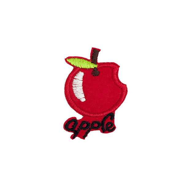 PT1757L - Red apple (Iron on)