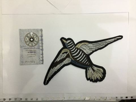 PT1397 - Bird Flying (Iron on)