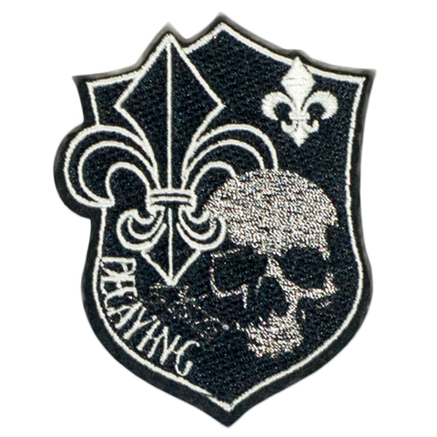 PH120 - Skull Spade Shield (Iron on)
