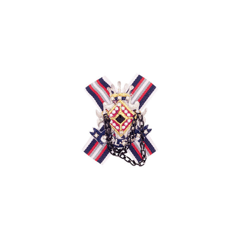 PS1924 - Glod Pin Badge Stone Chain (Iron on/Pin)