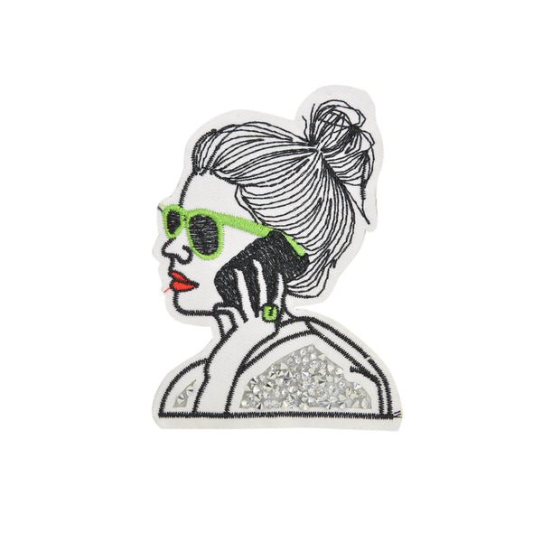 PT1315 - Artist Woman Talking Phone (Iron on)