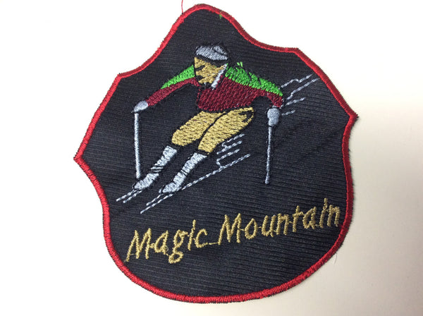 PT491 - Magic Mountain (Sew On)
