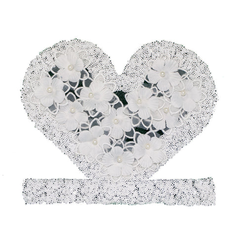 PT289 - Sequin flower Heart White (Sew On)